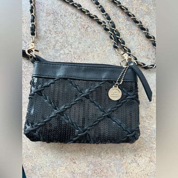 5/$25 Big Buddha Black Woven Crossbody Mini Bag NWOT - Picture 3 of 7